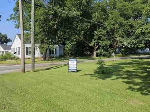 Penny M.'s gardening service service result