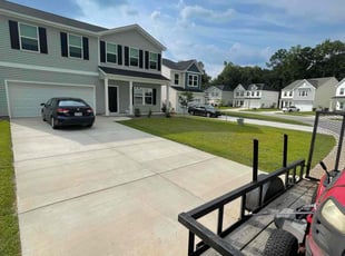 Dyeisha H.'s lawn care services service result