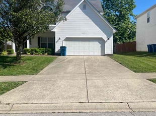 Kalyn S.'s lawn maintenance service result