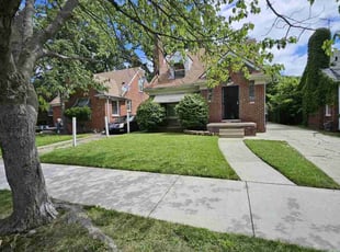 Patricia M.'s lawn maintenance service result