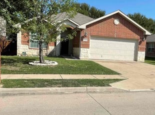 Jason B.'s lawn maintenance service result