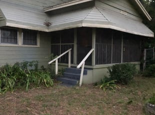 Catherine M.'s Bush Trimming service result