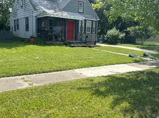 Betty C.'s lawn care services service result