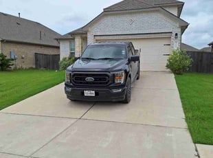 Andrew G.'s lawn maintenance service result