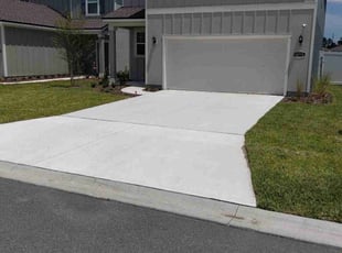 Tiffany R.'s lawn maintenance service result