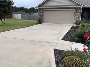 Stephanie K.'s yard work service result