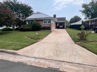Nicol M.'s lawn care services service result