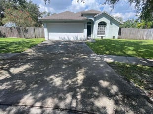 Pallas F.'s lawn care service result