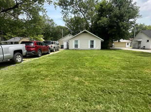 Diana W.'s yard service service result