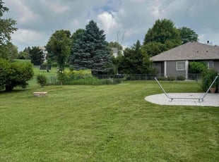 Nicholas E.'s lawn care services service result