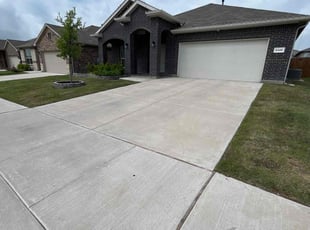 Diane N.'s lawn care services service result