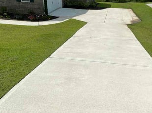 Hyomin P.'s lawn care services service result