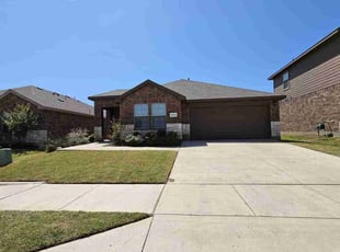 Jeanetta J.'s turf care service result