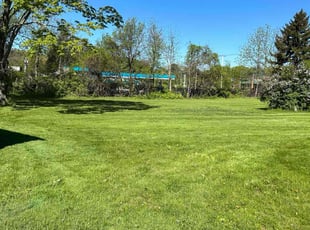 Mary R.'s lawn service service result