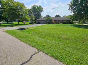 Robert W.'s lawn care service result