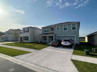 Anika B.'s lawn care services service result