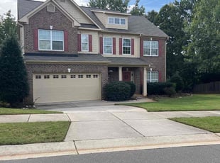 Aletha W.'s lawn care services service result