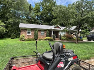 Mark K.'s lawn care services service result