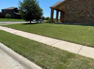 Misty W.'s grass cutting service result