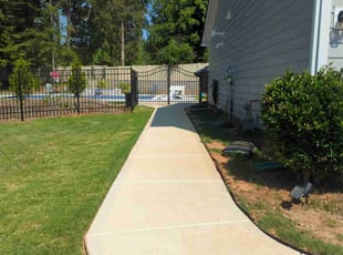 Jackie H.'s grass cutting service result