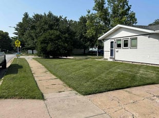 Kendra J.'s turf maintenance service result