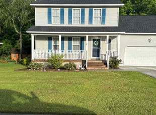 Kim S.'s lawn maintenance service result