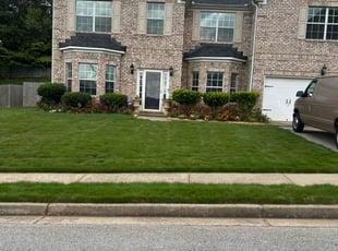 Dayna A.'s lawn service service result