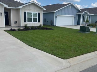 Gina S.'s lawn care services service result