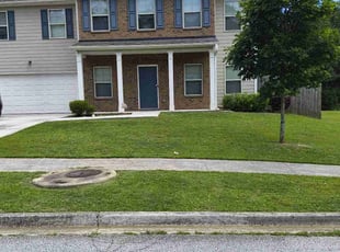 Marina J.'s lawn maintenance service result