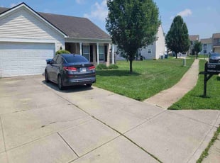 Stephanie C.'s lawn care service result