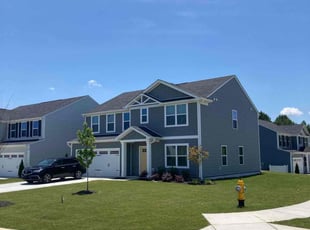 Jeannine F.'s lawn care services service result