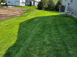 Kristi Y.'s lawn service service result