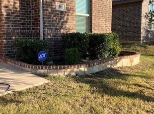 Gina L.'s Bush Trimming service result