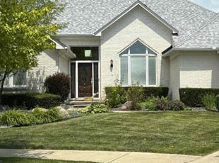 Naresh B.'s lawn maintenance service result