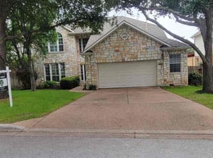 Diana U.'s lawn care services service result