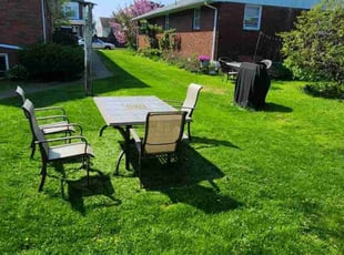 Andrea T.'s lawn maintenance service result