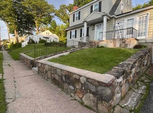 Christopher O.'s grass cutting service result