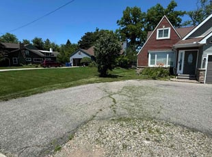 Faustina J.'s grass cutting service result