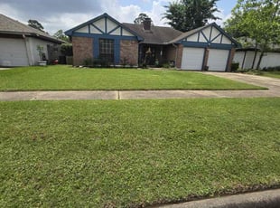 CHENG M.'s lawn care service result