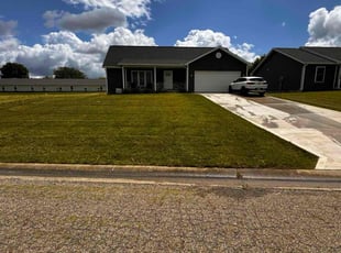 Ross F.'s turf care service result