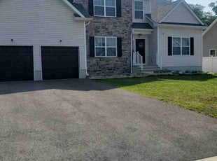 Abay Z.'s lawn care service result