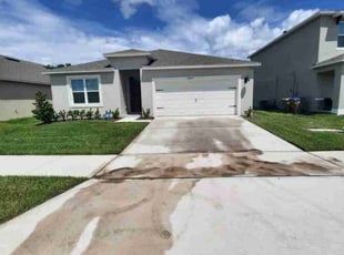 Michelle L.'s lawn care services service result