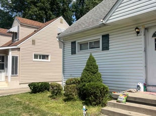 Carla F.'s grass maintenance service result