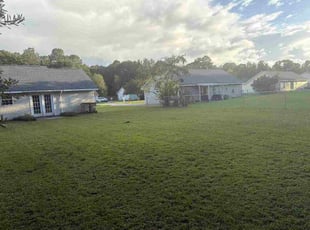 Brenda S.'s lawn maintenance service result