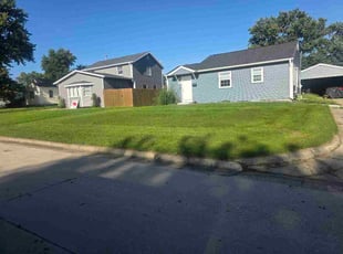 Eric S.'s lawn maintenance service result