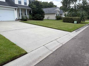 Mylka B.'s lawn maintenance service result