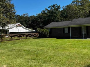 Douglas F.'s lawn care services service result