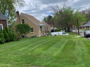 Deborah l.'s Lawn Service service result