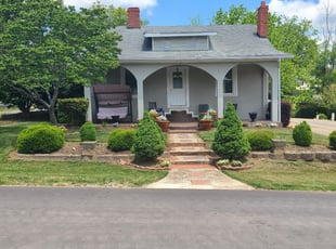 Holly V.'s Lawn Mowing service result
