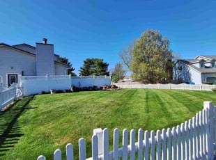Thomas G.'s Lawn Service service result